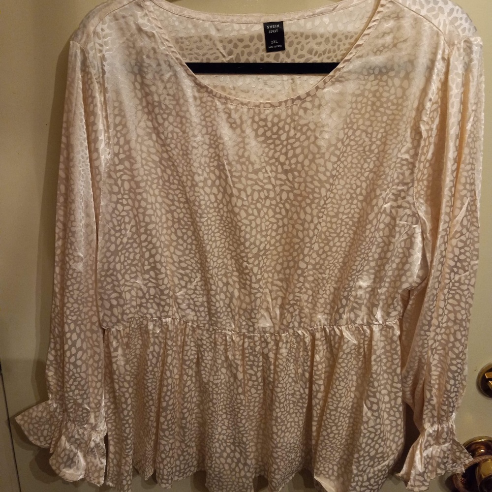 SHEIN Peplum Style Plus Size Top